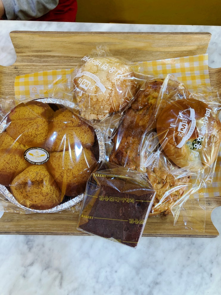 경복궁빵집 김용현베이커리 / 다양한 종류의 빵을 판매하는 서촌빵집