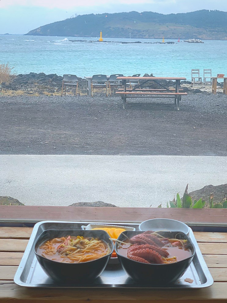  [제주/조천읍 식당] 바다 앞 해물 가득 라면집, 섬오름 해물라면