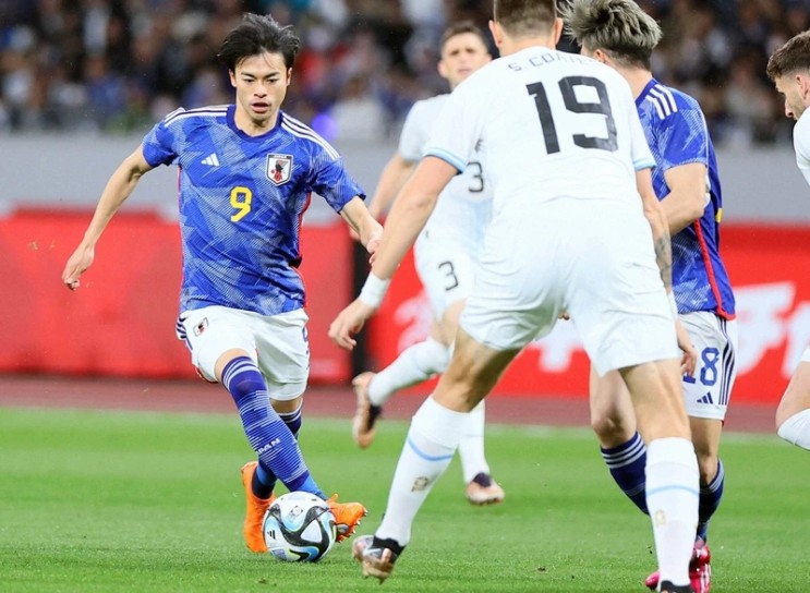 2023 기린 챌린지컵 일본 vs 우루과이: 무승부로 끝난 새판 짜기