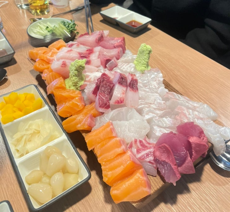  [홍대 숙성회]신촌 숙성회 끝판왕, 줄서서 먹는 와우끝집 숙성회 솔직리뷰