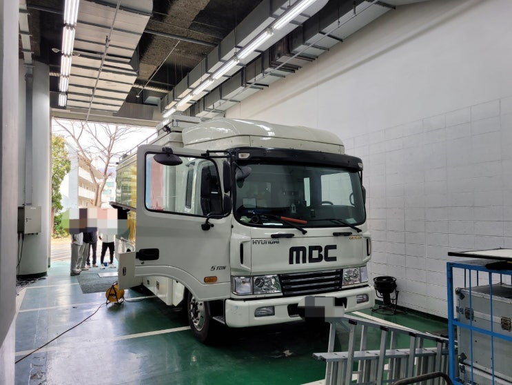  부산사상주례 대형화물차특수차트럭사각지대4채널블랙박스설치