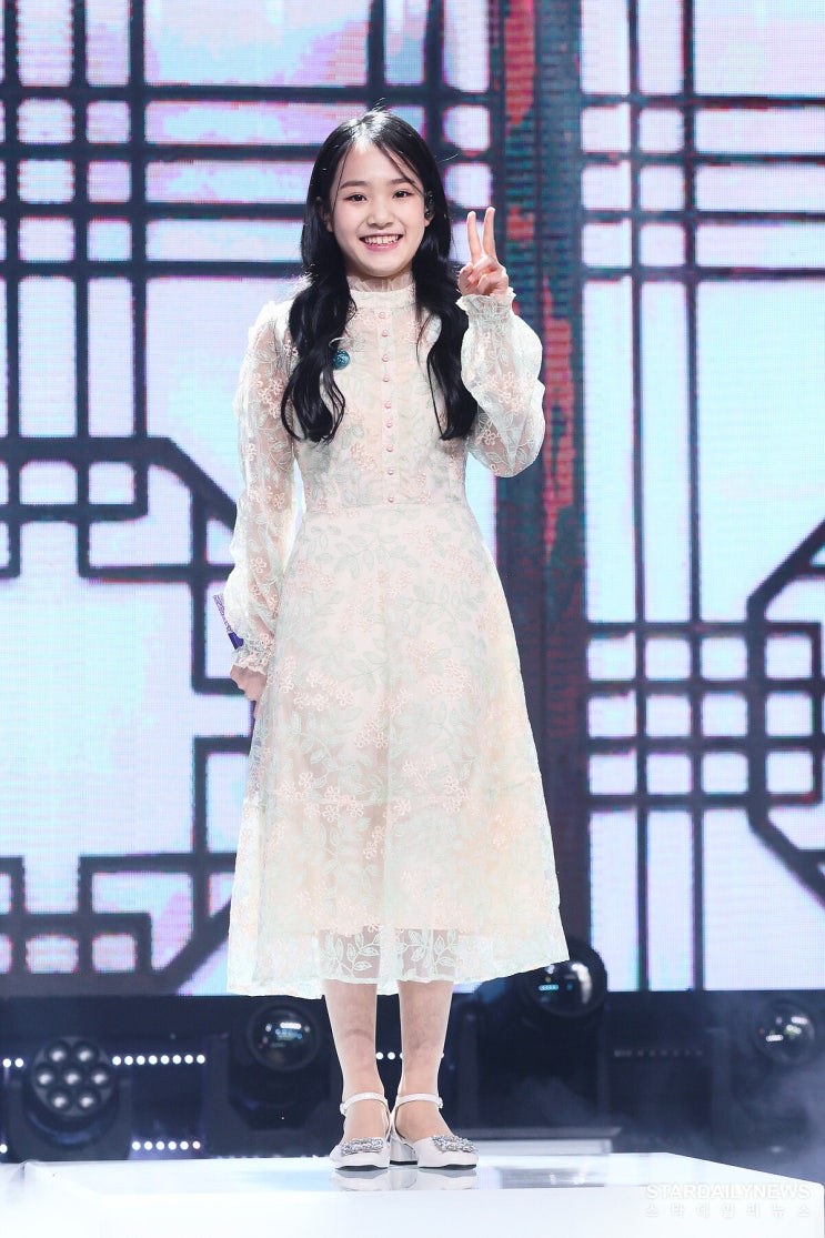 '국악 신동' 김태연, '불후의 명곡' 울린 '여러분' 극찬...안율에게 짝사랑 고백 받아 "예뻐" '국악 신동' 김태연, '불후의 명곡' 울린 '여러분' 극찬...안율에게 짝사랑 고백 받아 "예뻐"