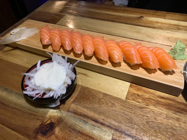  인천 가좌동 연어초밥과 퓨전음식 일체 맛집 ‘꽃남연어집’(가성비 좋음)