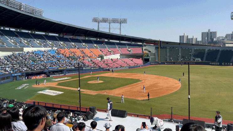  잠실야구장 응원석 206구역 20230326 두산베어스 vs 삼성라이온즈 시범경기