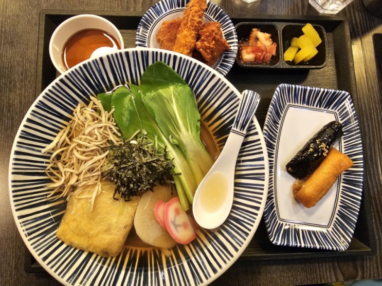  서울대입구맛집 깔끔하고 맛있는 샤로수길우동 맛집 부엌우동집