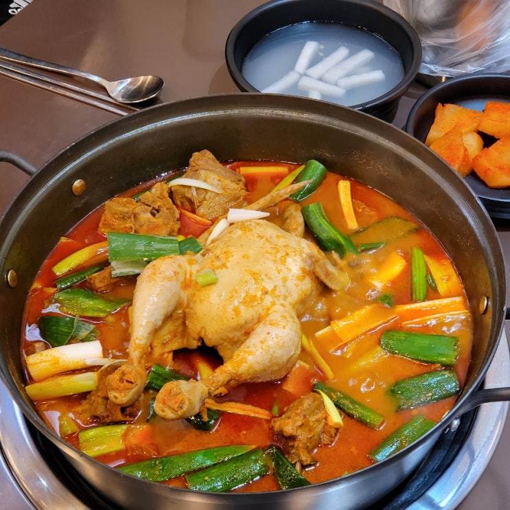 봉담 맛집 팔덕식당 끝장났던 팔덕뼈계탕 봉담 맛집 팔덕식당 끝장났던 팔덕뼈계탕