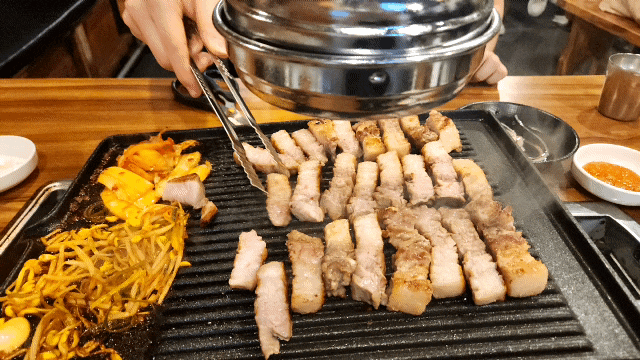  [왕십리,한양대 맛집] 구이마을 한양대점 : 가성비 고깃집, 깔끔한 삼겹살 맛집 내돈내산 리뷰!
