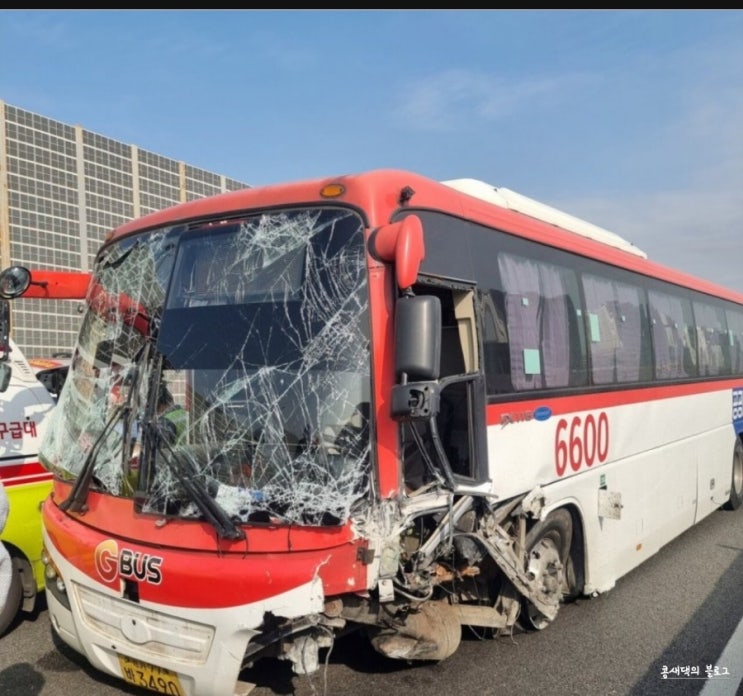  6600번 버스 사고