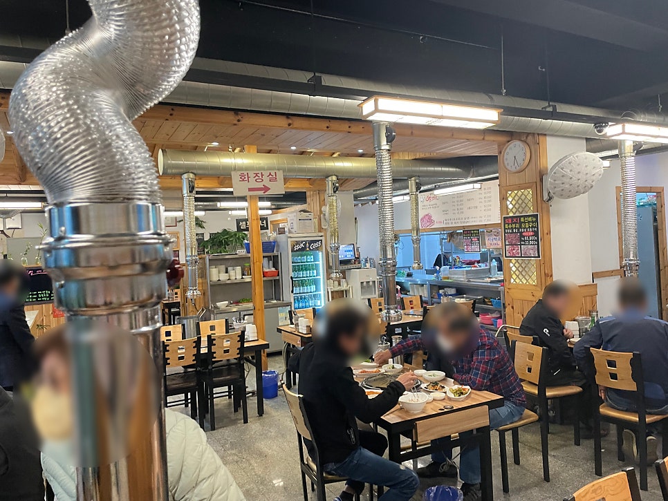 엘에이 반월직영점 사진 4