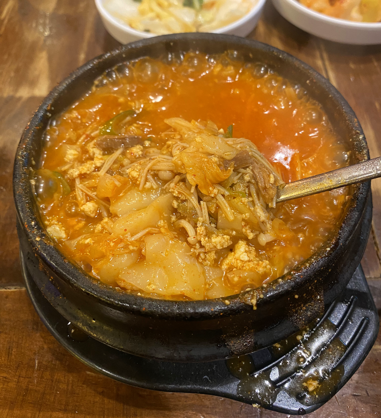  남양주 금곡 맛집 어랑손만두국 만두뚝배기 찐이다