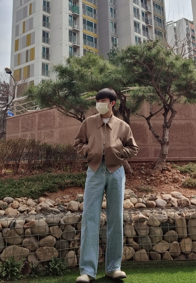  남자 와이드 청바지 남친룩 코디하기 무신사 스탠다드 라이트 인디고