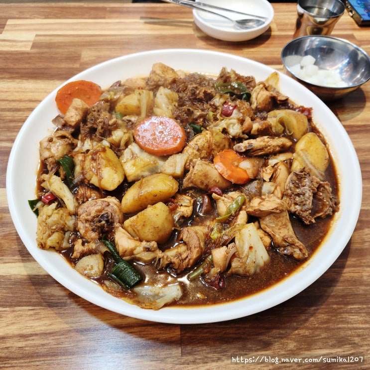 안동 찜닭 맛집 현대찜닭 자극적이지 않은 맛 안동 찜닭 맛집 현대찜닭 자극적이지 않은 맛