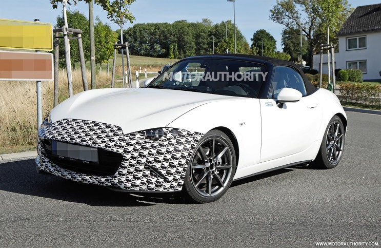  2024 5세대 마쯔다 MX-5 풀체인지