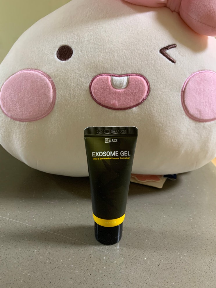  붓기 완화와 뭉친 근육을 위한 스포츠 마사지 겔 '데이렉스 엑소좀겔' 후기