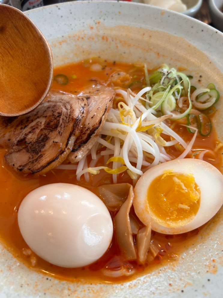  학동역 맛집 토가라시 라멘 맛있게 매콤한 라멘으로 해장 완료! 유자 단무지도 존맛탱구리