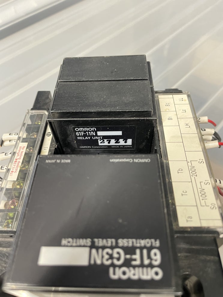  61F-11N　OMRON　FLOATLESS SWITCH