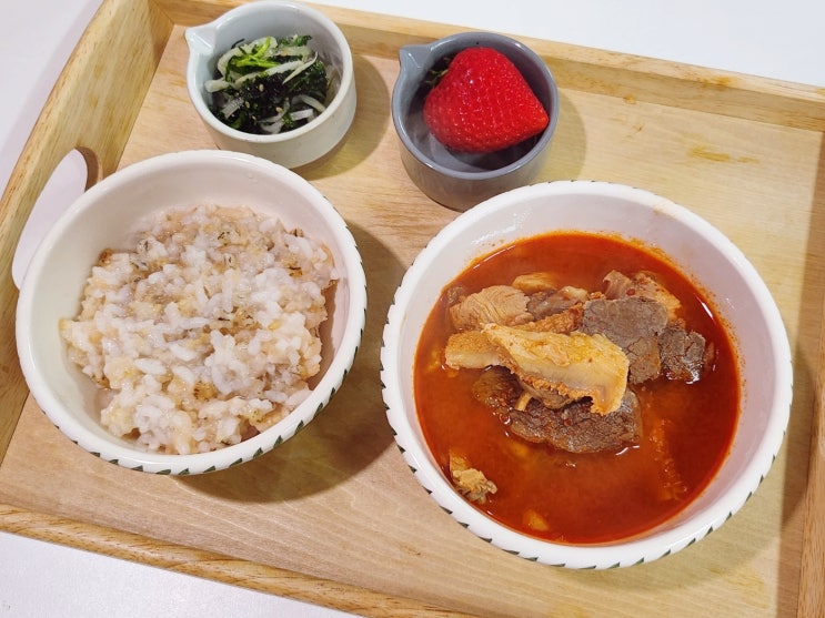  한우양곰탕 혼밥 밀키트 :: 한우전문 곰탕 맛집 벽제갈비 미식마켓