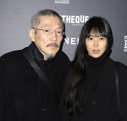 '8년째 열애' 홍상수︎김민희, '물 안에서' 시사회 불참...韓무대 또 피한다 '8년째 열애' 홍상수︎김민희, '물 안에서' 시사회 불참...韓무대 또 피한다