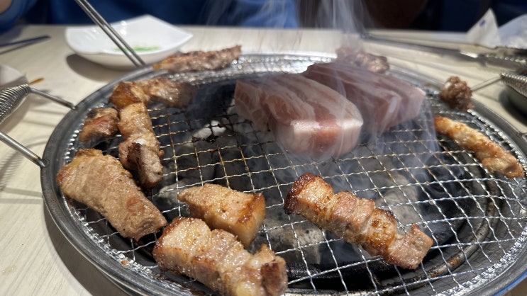  [내돈내먹] 명륜진사갈비 영도점 고기 뷔페로 새단장 오픈 런~ 삼겹살 갈비 다양한 메뉴들이 있는 리뉴얼 영도 맛집!