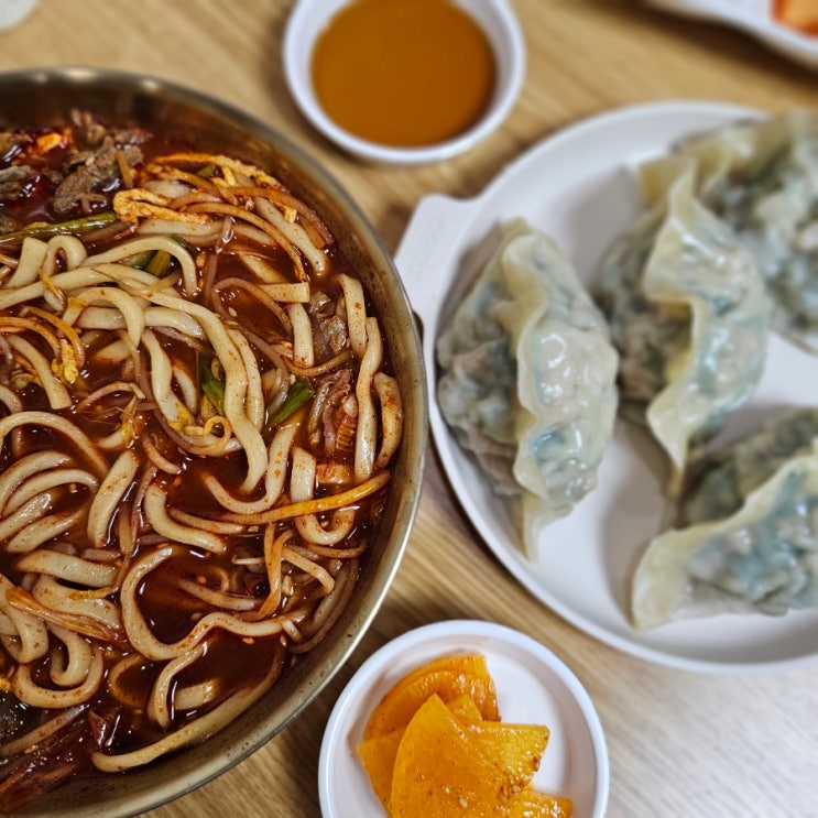  [목동파라곤맛집] 화성 향남에서 유명하다는 매콤 칼칼 《목동육칼》 오목교 상륙