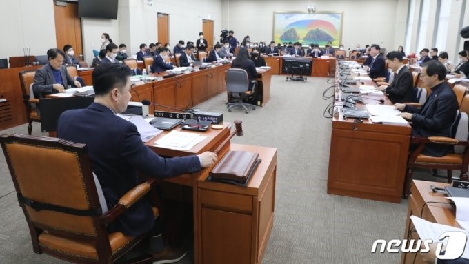  가상자산법 제정 '임박'… '발행·공시' 2단계 입법 시점은?
