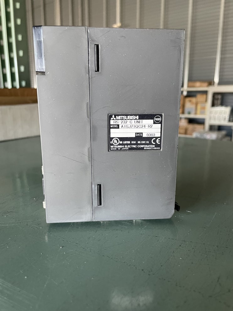  A1SJ71QC24-R2　 MITSUBISHI　PLC　SERIAL COMMUNICATION UNIT