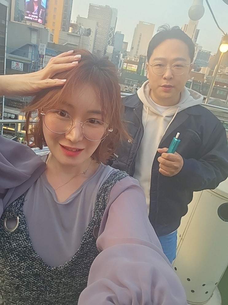  여자 가벼운 유행 안경테 추천 얼굴형에 맞는 안경 피팅 압축 서울대입구 안경 에그옐로우