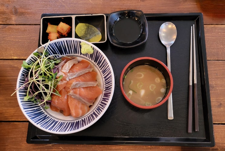일본 가정식 식당 우사기