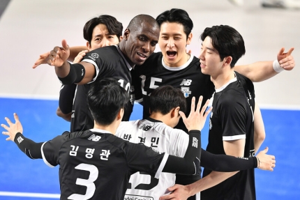 <b>남자배구 현대캐피탈 한국전력</b> 이기고 챔피언결정전 간다