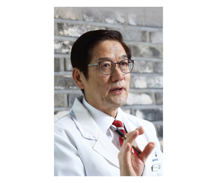 내일 죽을거라며 피 토하던 시한부 소년이 한의사가 되는 간절한 이야기 - 노영범한의원 원장 노영범