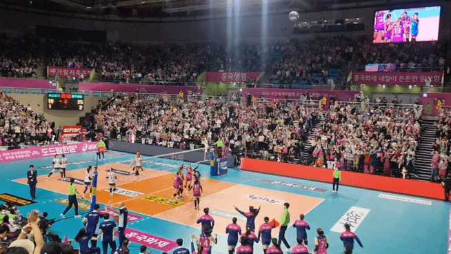 여자배구 <b>챔피언</b>결정전 1차전 <b>흥국생명</b> vs 도로공사... 