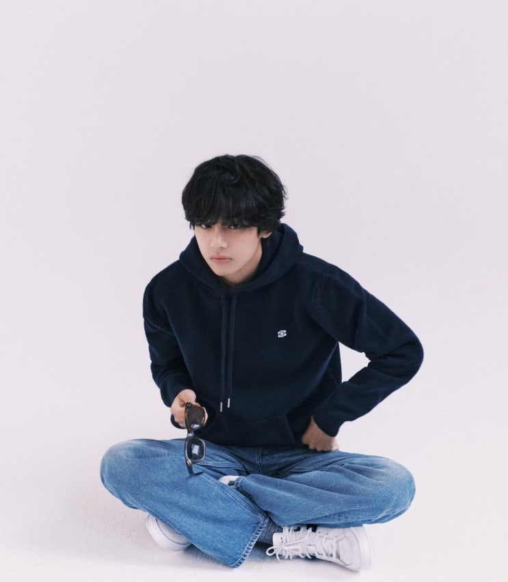 방탄 뷔 셀린느 인스타 업뎃 방탄 뷔 셀린느 인스타 업뎃