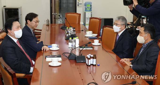  "국민연금 보험료율 및 가입상한·수급개시 연령 모두 올려야"