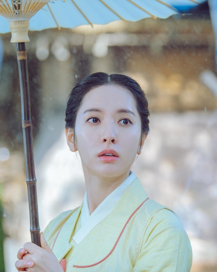 '조선변호사' 보나 김지연, 첫 사극 도전...조선의 공주 그 자체로 우아한 변신 '조선변호사' 보나 김지연, 첫 사극 도전...조선의 공주 그 자체로 우아한 변신