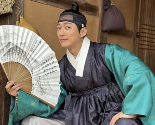 상투 튼 남궁민 ‘장난기’ 눈길...하동 가면 만나려나 상투 튼 남궁민 ‘장난기’ 눈길...하동 가면 만나려나