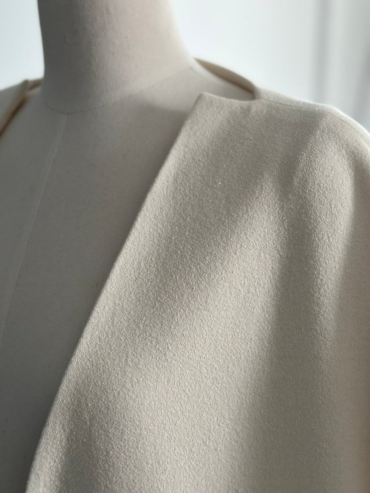  WOOL TWEED NO CALLAR COAT IVORY DESIGN #2 LINE BY BAGEL & COFFEE 울 트위드코트 롱자켓