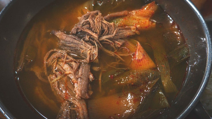  부민옥_"친숙하고 익숙한 육개장 맛"