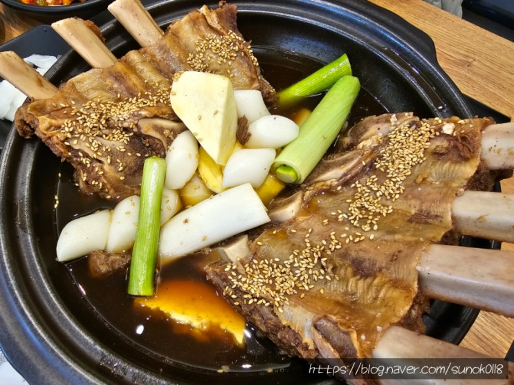  일산 한식 일산 갈비찜 오실장 강남면옥 주엽점 푸짐한 소갈비찜 세트