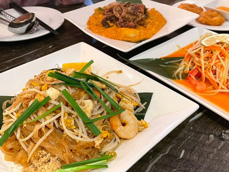  고속터미널 태국음식 팟타이 맛집 - 부다스벨리 파미에스테이션