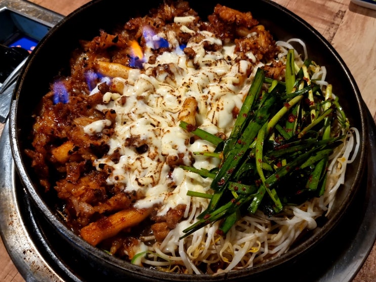  대구 수성동 맛집] 수성시장역 눈꽃삼겹살로 유명한 수성구 삼겹살 맛집 '눈꽃을나누다 본점'