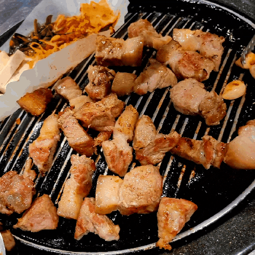 구월동 삼겹살 숙성한 제주 흑돼지 고기가 정말 맛있는 빡치면 돼지삼겹 우두머리점