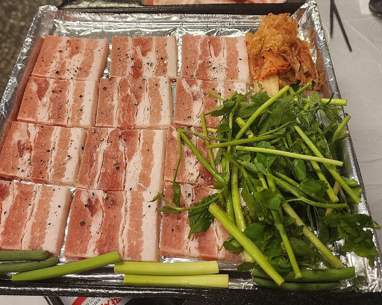  율량동냉삼/ 레트로 갬성 지대로!!  삼평식당 율량점