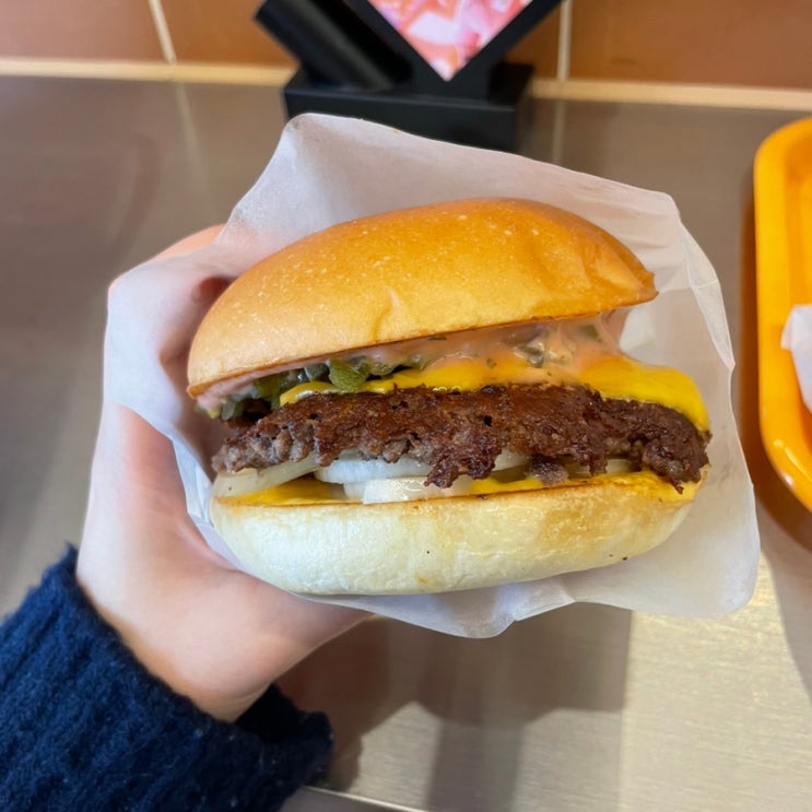  안국역 맛집 침스버거