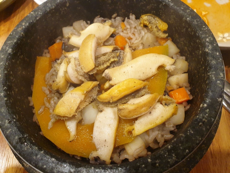  통영 한식맛집 몸보신과 맛을 한번에! 통영 최고 맛집 동피랑전복마을