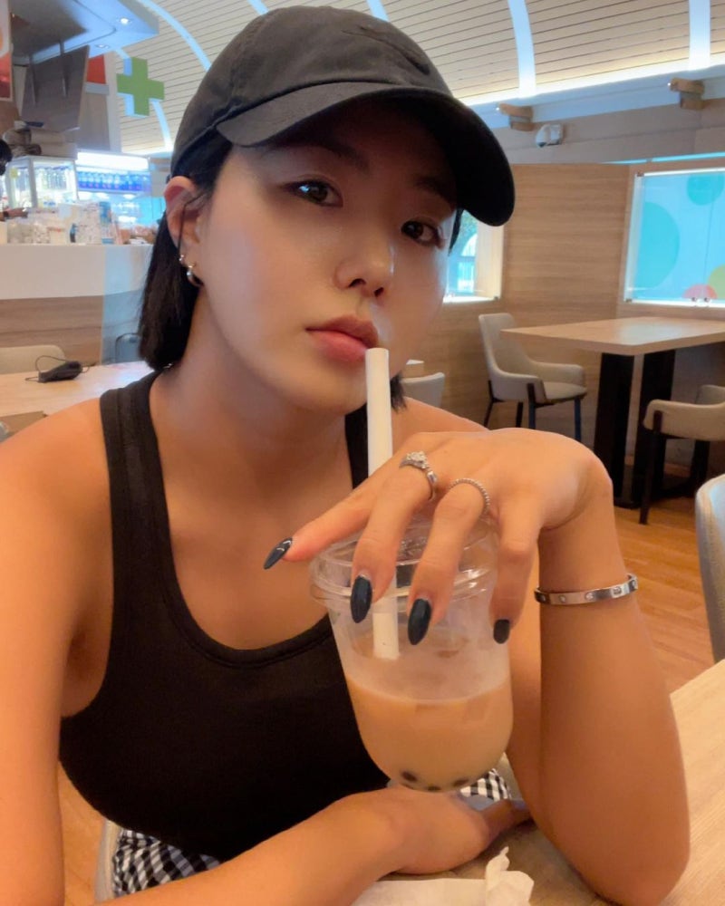 이상화 강남 조카 연금 임신 다리 허벅지 엉덩이 근황 몸매 mbti 나무위키 인스타그램