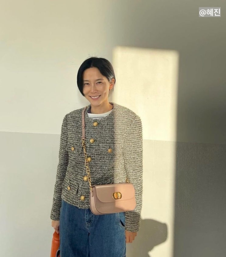  트위드 자켓 코디 하객룩으로 활용하기 좋은 연예인 데일리룩