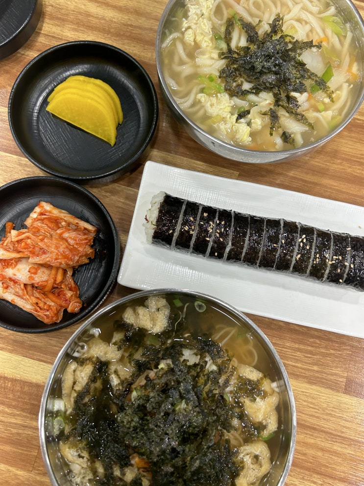  혼자서도 즐길 수 있는 평촌역 24시 야식 국수맛집