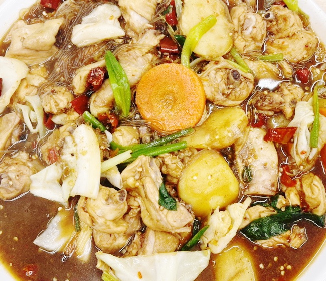  안동 찜닭 골목 사거리, 구 시장에 있는 "또또찜닭"