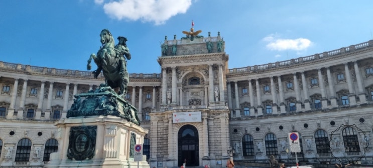 오스트리아 비엔나여행 3탄!️헬덴 광장, 호프부르크 왕궁, 왕궁정원 둘러보기