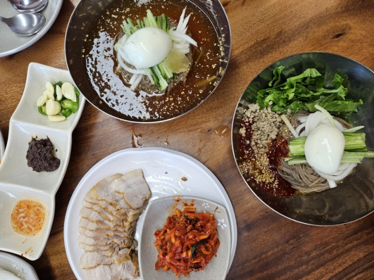  동천동 강원도 막국수, 물·비빔 막국수 feat.보쌈